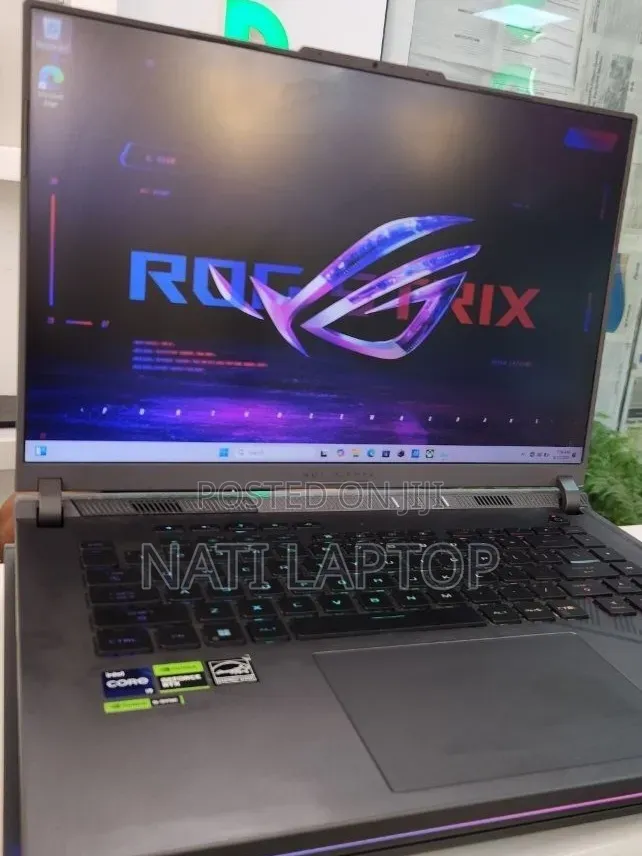New Laptop Asus ROG Strix G16 G614 16GB Intel Core i9 SSD 1T