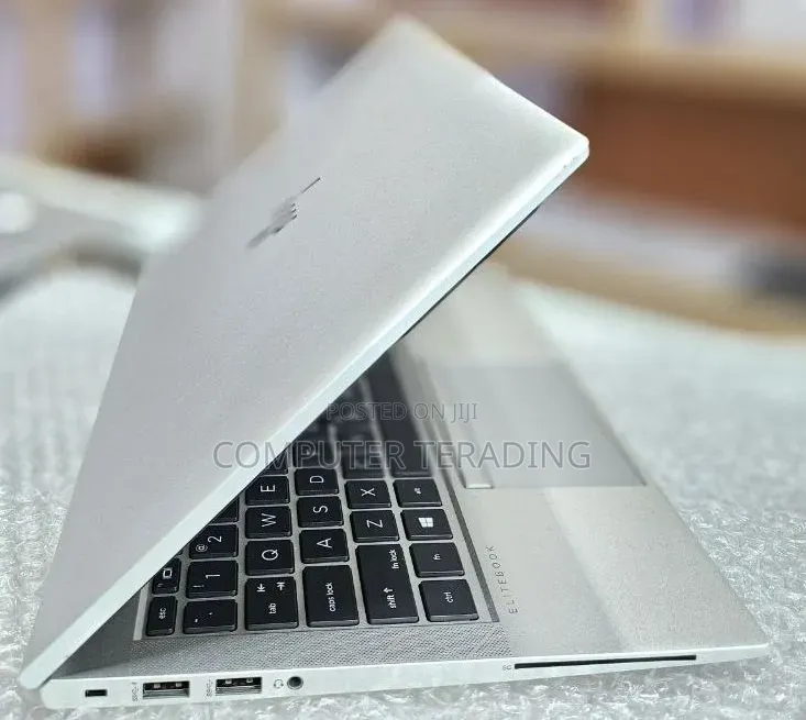New Laptop HP EliteBook 840 G8 16GB Intel Core i7 SSD 512GB