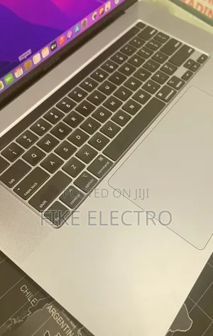 New Laptop Apple MacBook Pro 2019 32GB Intel Core i9 SSD 512GB