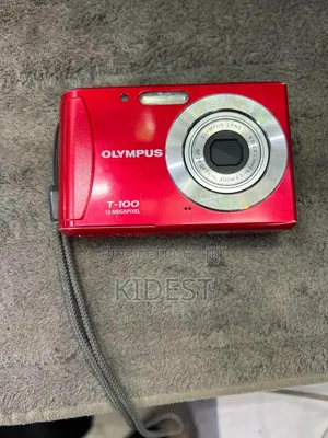  Olympus T-100
Digital Camera