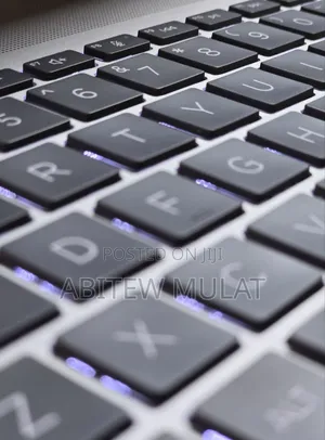 New Laptop HP Pavilion 15 8GB Intel Core Ultra 5 SSD 512GB