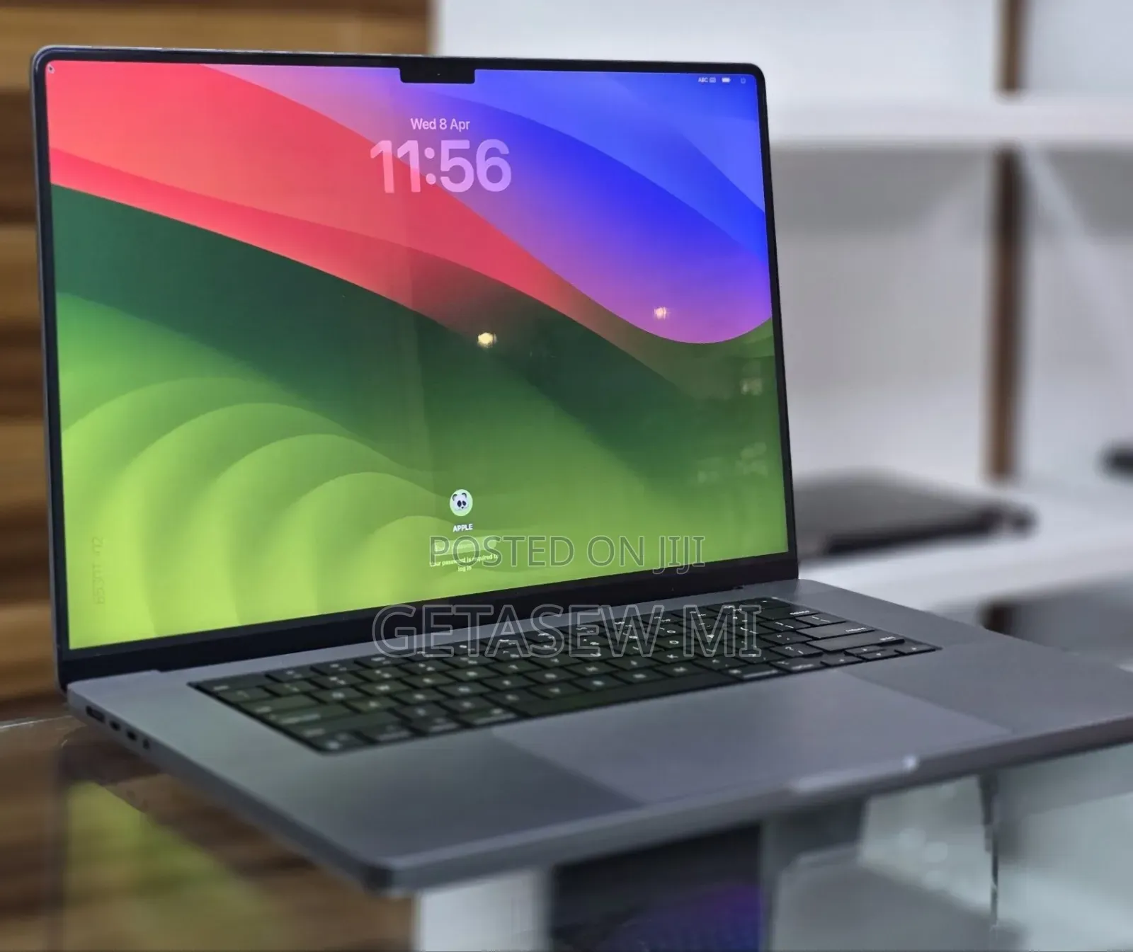 New Laptop Apple MacBook Pro 2021 M1 32GB Apple M1 Pro SSD 512GB