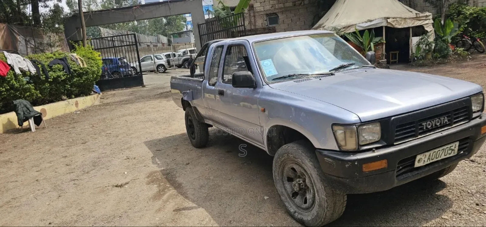 Toyota Hilux 1991 Blue
