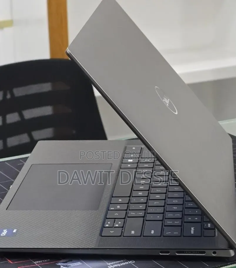 New Laptop Dell 16GB Intel Core i7 SSD 1T