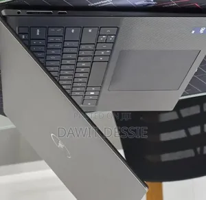 New Laptop Dell 16GB Intel Core i7 SSD 1T