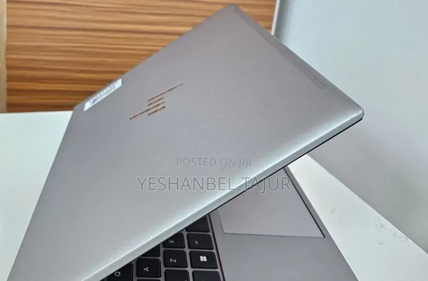 New Laptop HP EliteBook 840 G8 16GB Intel Core i7 SSD 512GB