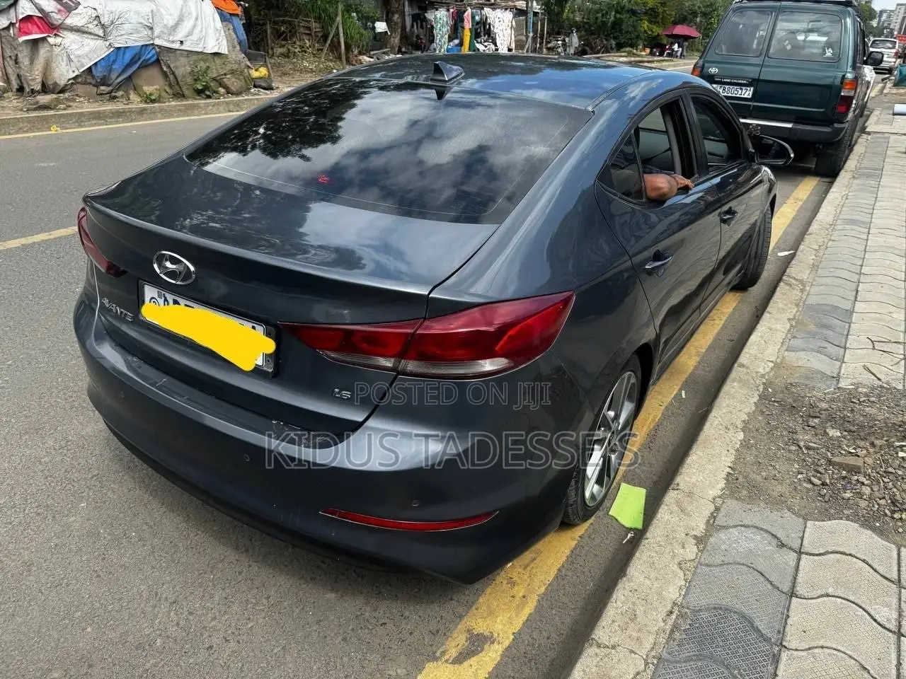 Hyundai Avante 2018 Blue