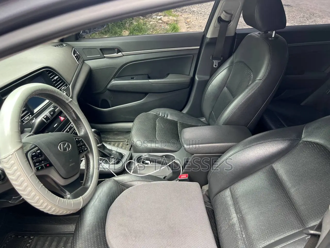 Hyundai Avante 2018 Blue