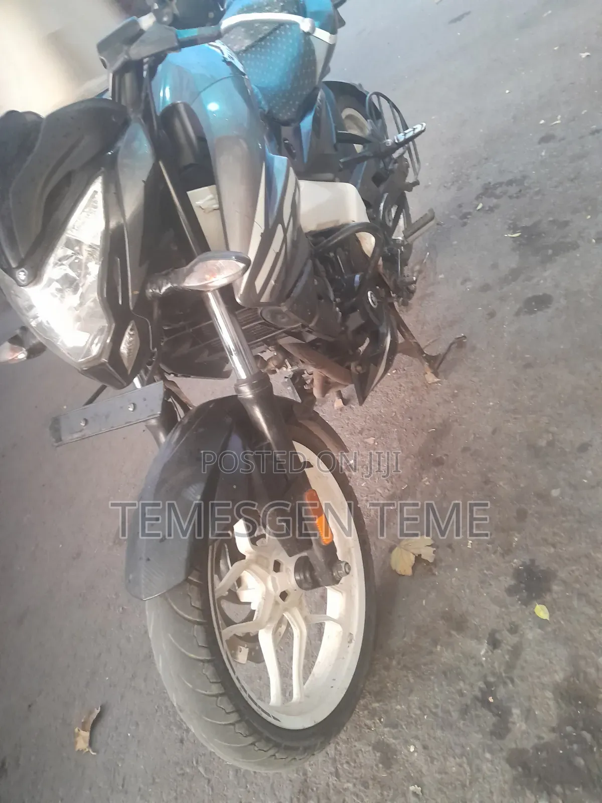 New Bajaj Pulsar NS 200 2021 Black