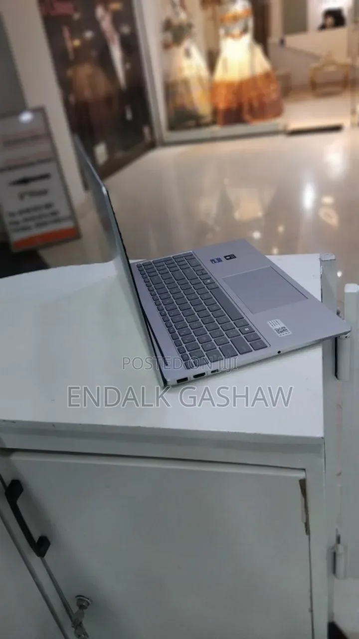 New Laptop HP Stream Notebook 16GB Intel Core i7 SSD 1T