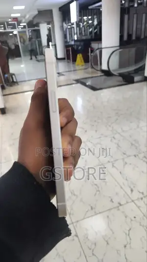 New Apple iPhone 12 128 GB White