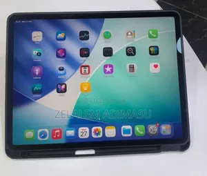 New Apple iPad Pro 1 TB Silver