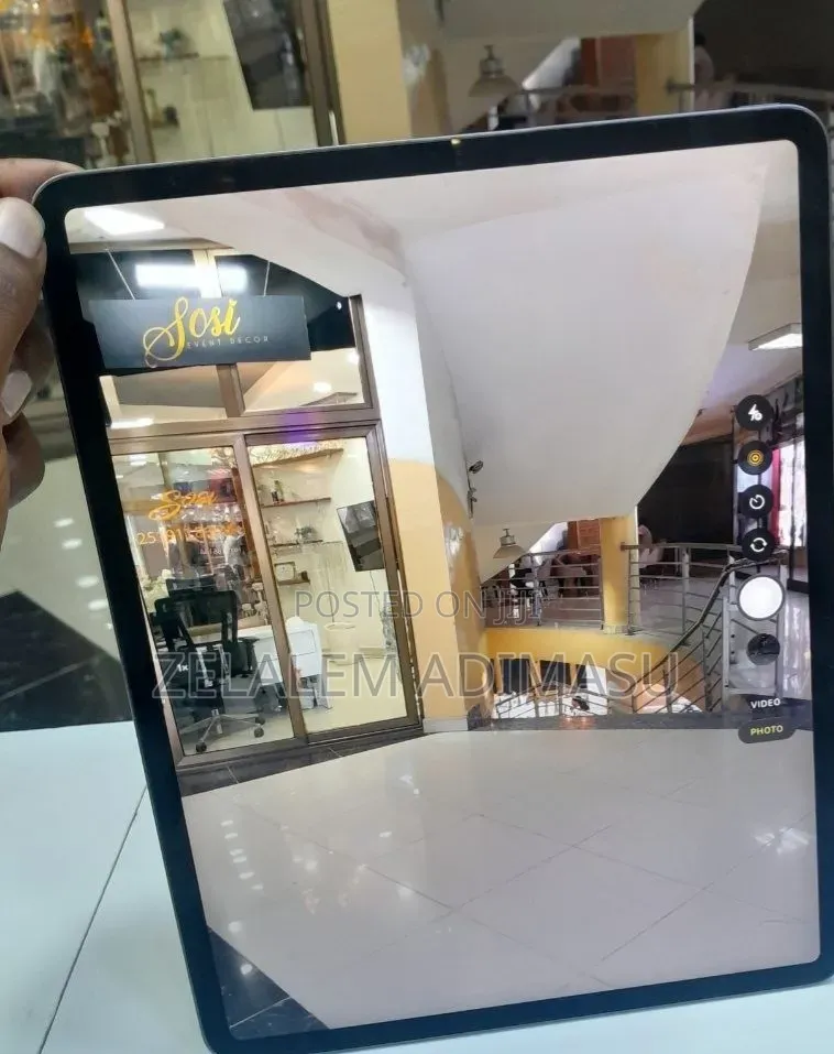 New Apple iPad Pro 1 TB Silver