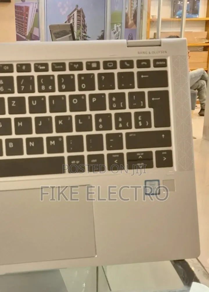 New Laptop HP EliteBook x360 1030 G4 8GB Intel Core i5 SSD 512GB