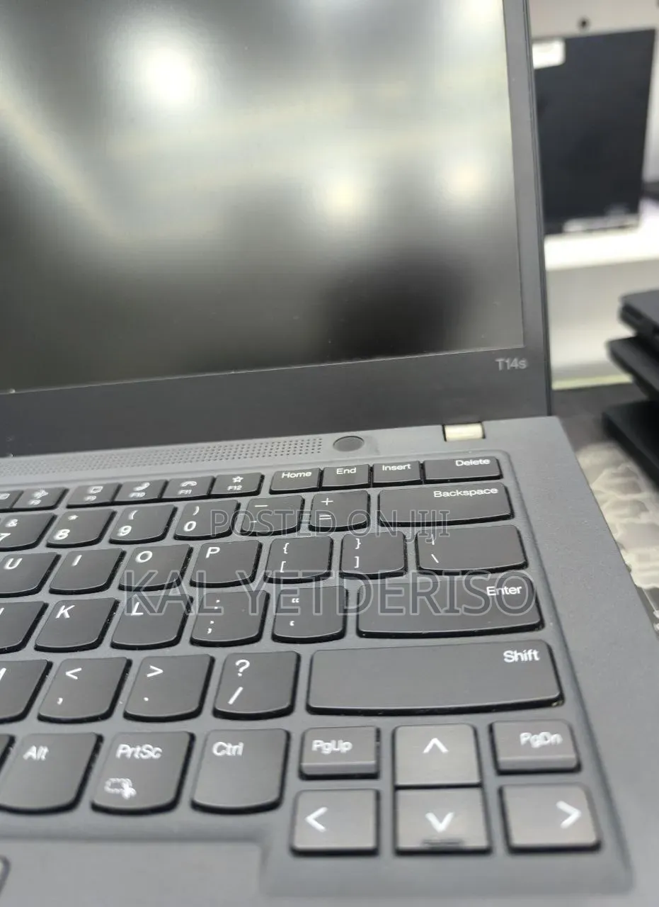 New Laptop Lenovo 16GB Intel Core i5 SSD 512GB