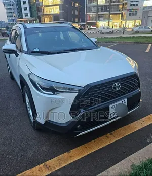 Toyota Corolla Cross 2023 White