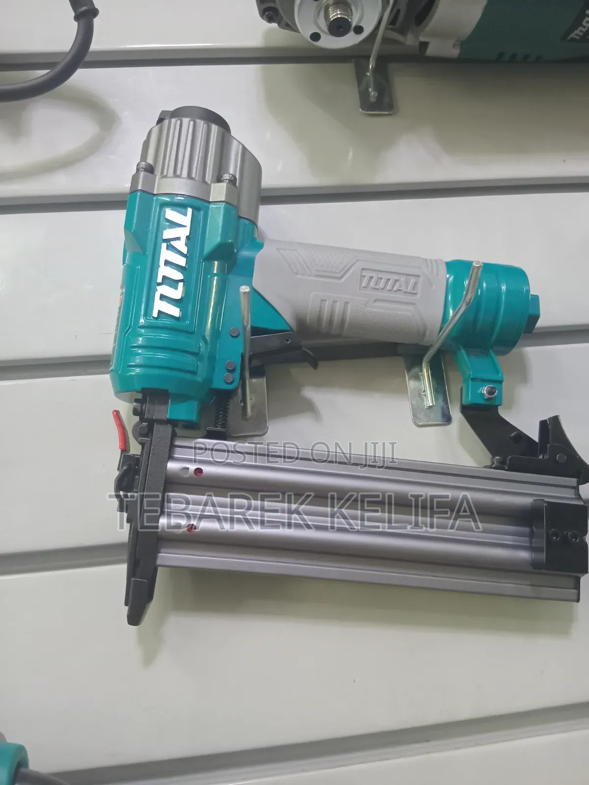 Total Air Brad Nailer Ga18