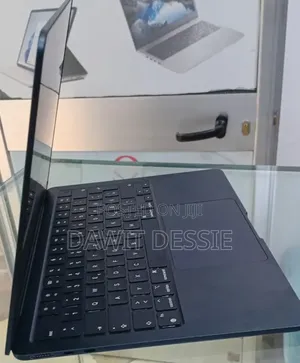 New Laptop Apple MacBook Air 2022 M2 16GB Apple M2 SSD 512GB