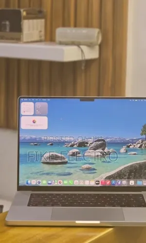 New Laptop Apple MacBook Pro 2021 M1 32GB Apple M1 Pro SSD 512GB