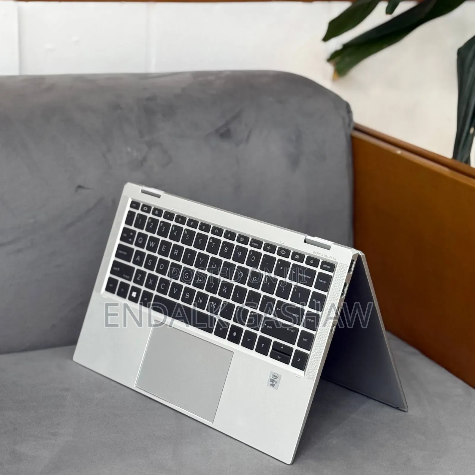 New Laptop HP EliteBook x360 1040 G7 16GB Intel Core i7 SSD 512GB