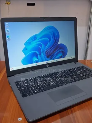 New Laptop HP Stream Notebook 8GB Intel Core i7 SSD 1T