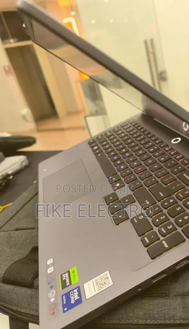 New Laptop Lenovo Legion 5i 32GB Intel Core Ultra 9 SSD 1T