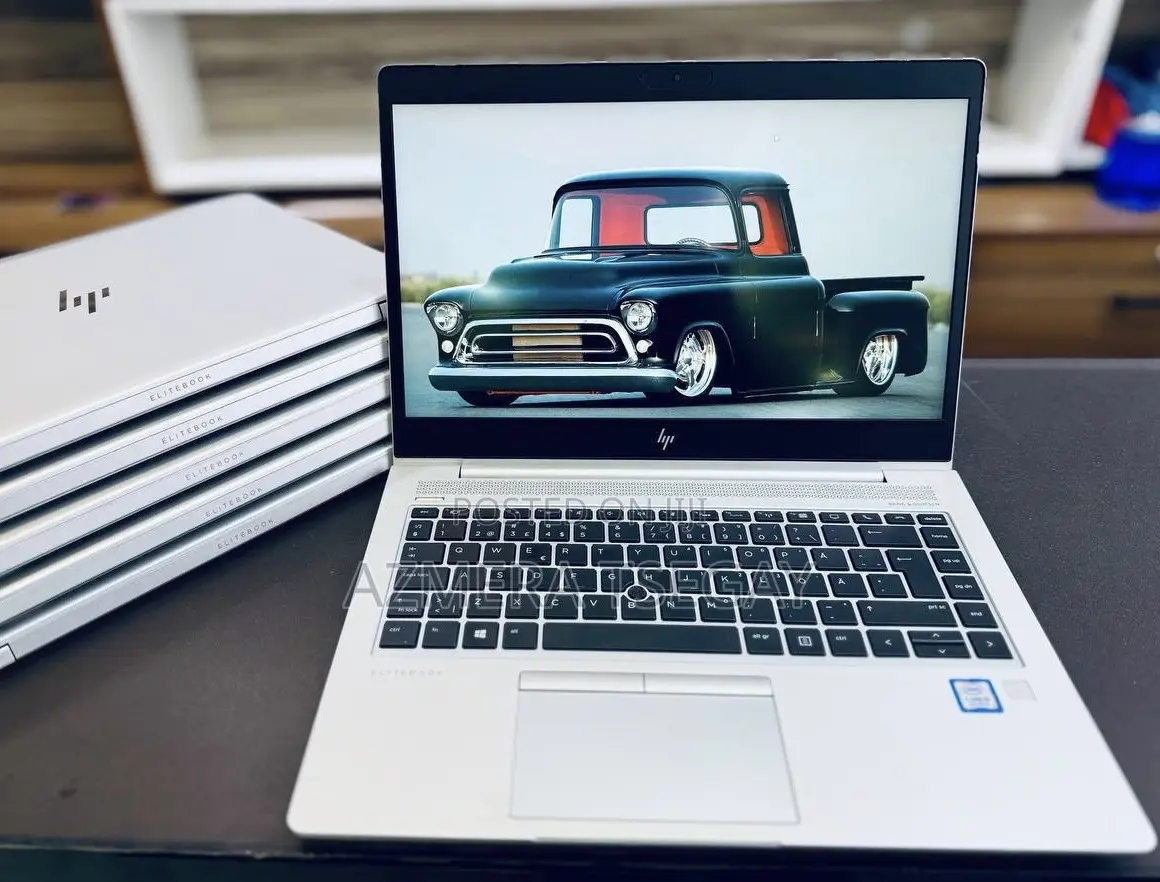 New Laptop HP EliteBook 840 G5 8GB Intel Core i5 SSD 512GB
