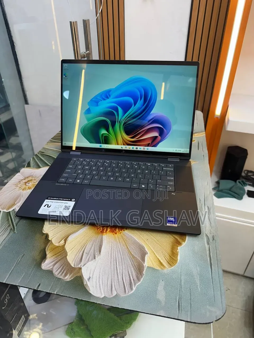 New Laptop HP OmniBook Ultra Flip 14" 16GB Intel Core Ultra 7 SSD 1T