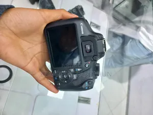 Canon 1300d New