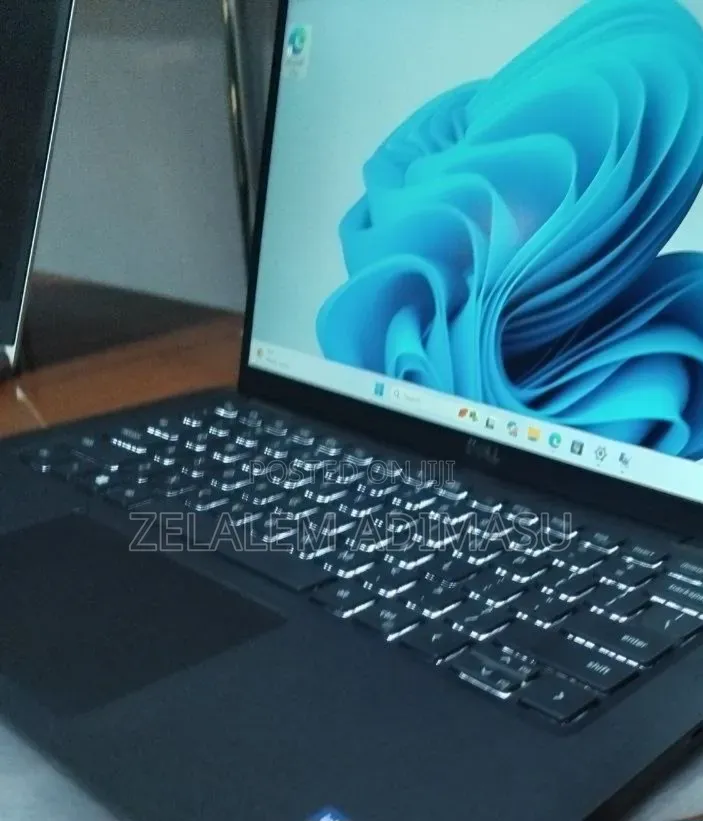 New Laptop Dell Latitude 7420 16GB Intel Core i7 SSD 512GB