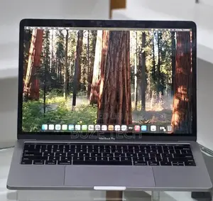 New Laptop Apple MacBook Pro 2019 16GB Intel Core i7 SSD 512GB