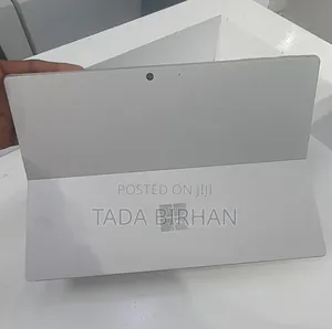 New Laptop Microsoft Surface 16GB Intel Core i5 SSD 256GB