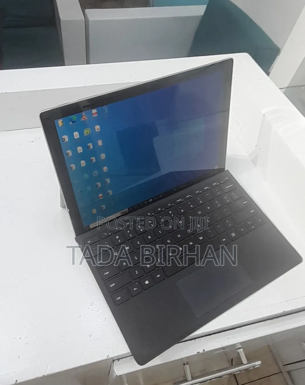 New Laptop Microsoft Surface 16GB Intel Core i5 SSD 256GB