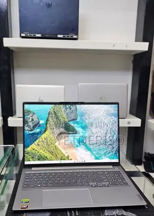 New Laptop Lenovo 32GB Intel Core i5 SSD 512GB