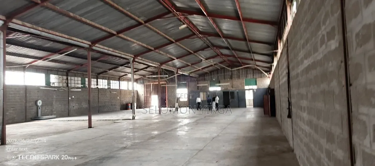 የሚከራይ መጋዘን በቃሊቲ አከባቢ