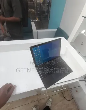New Laptop Microsoft Surface Pro 8 8GB Intel Core i5 SSD 256GB