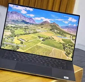 New Laptop Dell XPS 15 16GB Intel Core i7 SSD 512GB