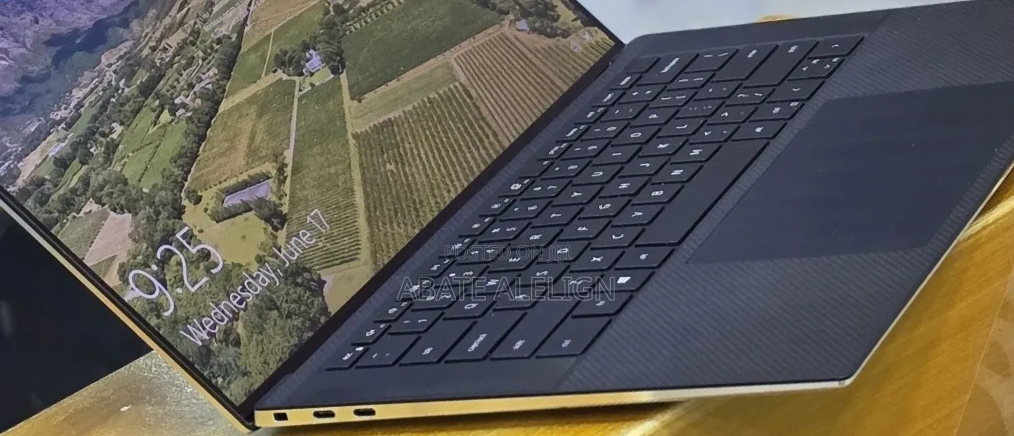 New Laptop Dell XPS 15 16GB Intel Core i7 SSD 512GB