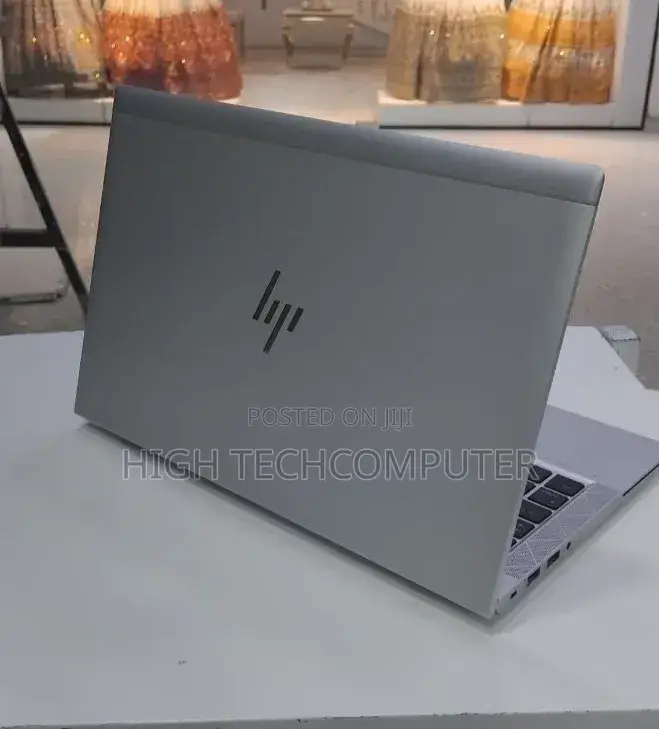 New Laptop HP EliteBook 830 G8 16GB Intel Core i5 SSD 512GB