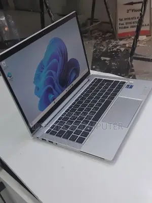 New Laptop HP EliteBook 830 G8 16GB Intel Core i5 SSD 512GB