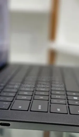 New Laptop Dell Precision 5560 16GB Intel Core i7 SSD 512GB