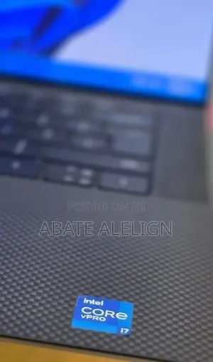 New Laptop Dell Precision 5560 16GB Intel Core i7 SSD 512GB
