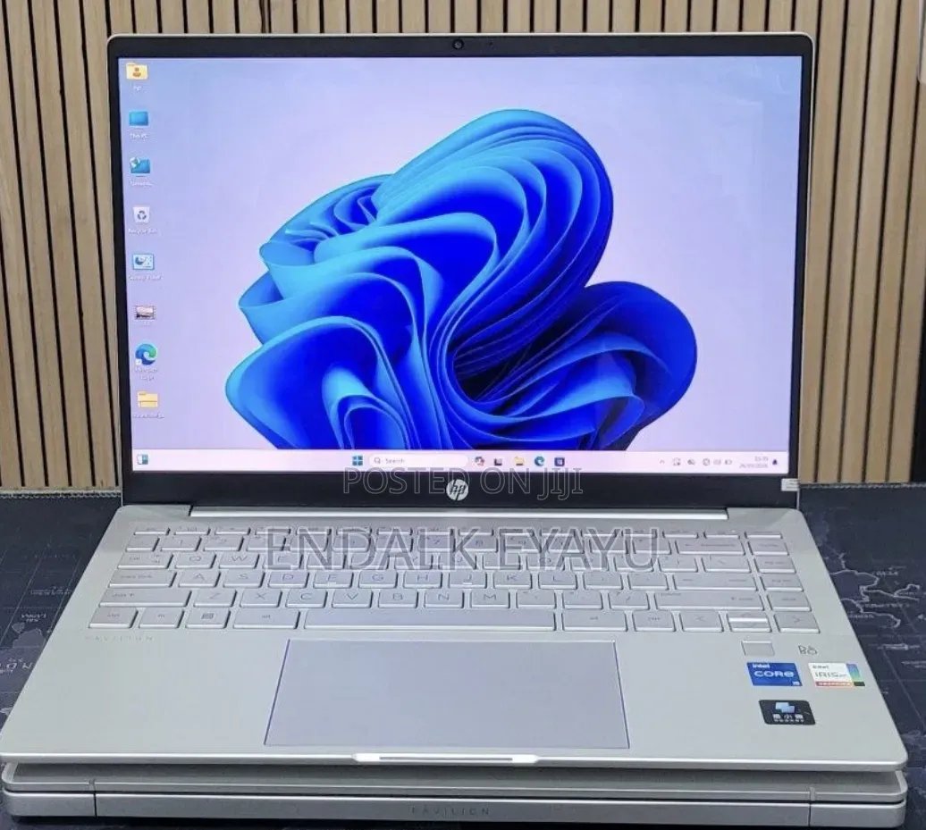 New Laptop HP Pavilion 14 16GB Intel Core i5 SSD 512GB