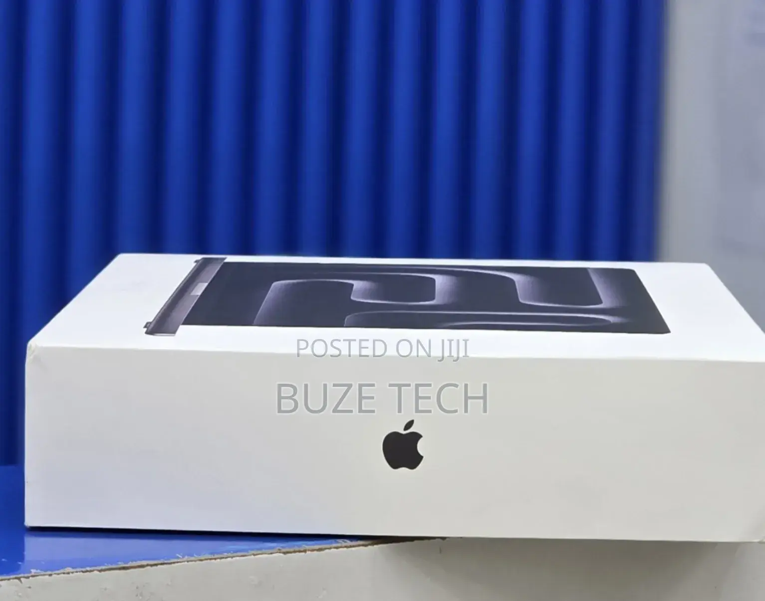 New Laptop Apple MacBook Pro 2025 M5 24GB Apple M5 Pro SSD 1T