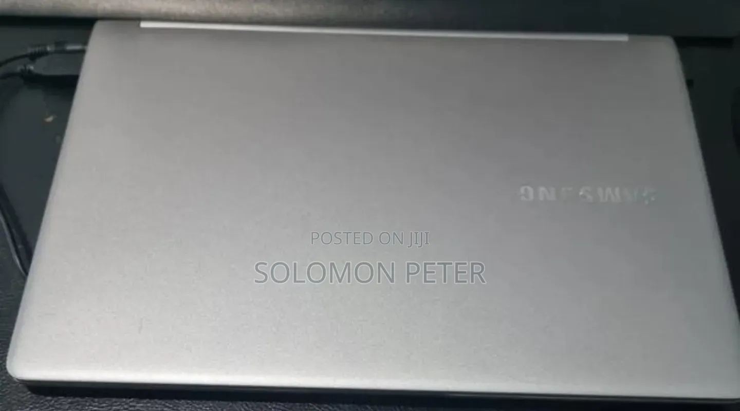 Laptop Samsung 8GB Intel Core i7 HDD+SSD 256GB