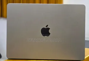 New Laptop Apple MacBook Air 2023 M2 8GB Intel SSD 256GB