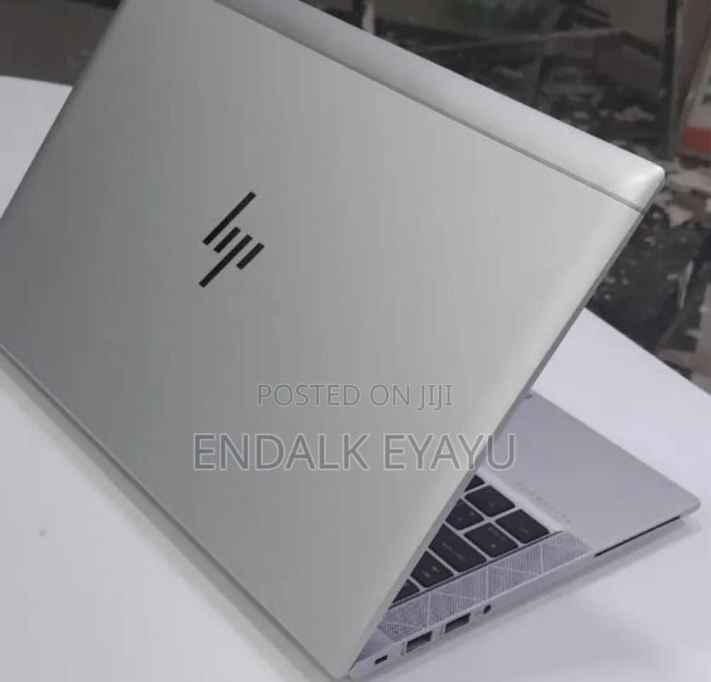 New Laptop HP EliteBook 830 G8 16GB Intel Core i5 SSD 512GB