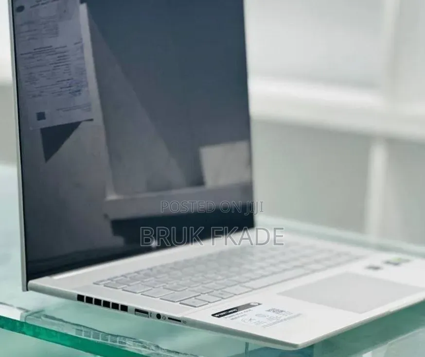 New Laptop HP Envy 4 16GB Intel Core i9 SSD 1T