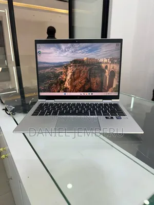 New Laptop HP EliteBook 830 G9 16GB Intel Core i5 SSD 512GB