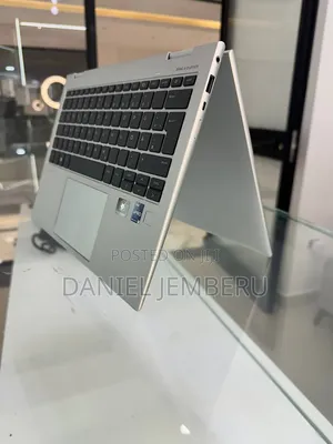 New Laptop HP EliteBook 830 G9 16GB Intel Core i5 SSD 512GB